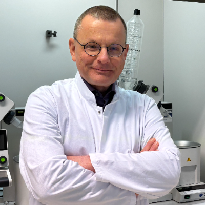 Dr. Stefan Germer Dr. Stefan Germer