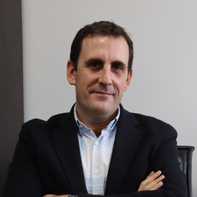 M. Özgür Seydibeyoğlu M. Özgür Seydibeyoğlu